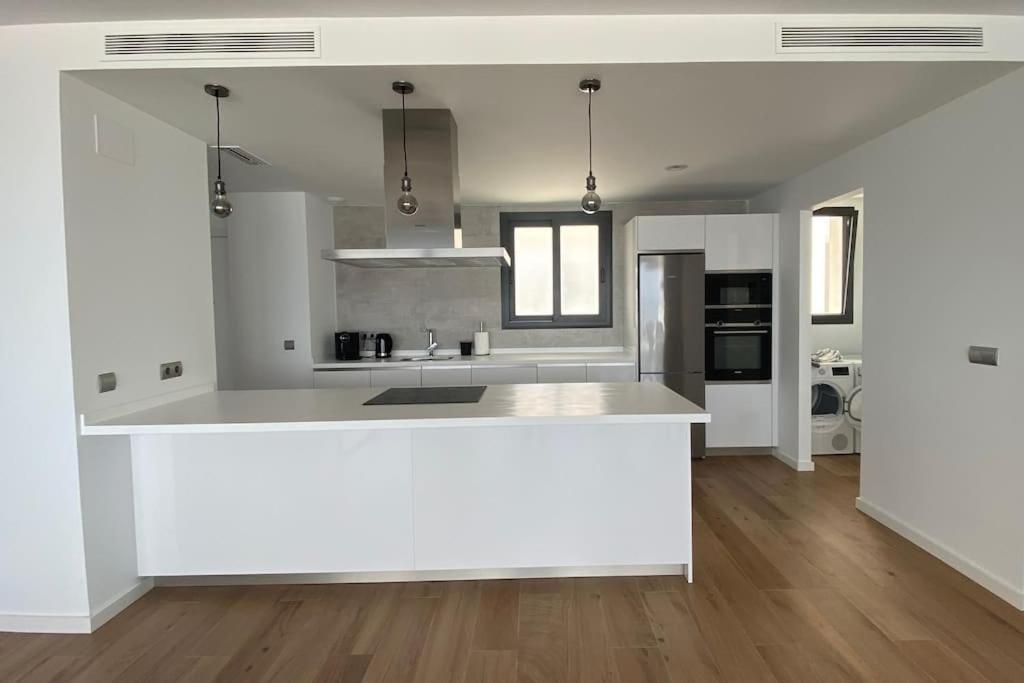 Luxurious Penthouse With Huge Panoramic Terrace Apartment San Roque  Bagian luar foto