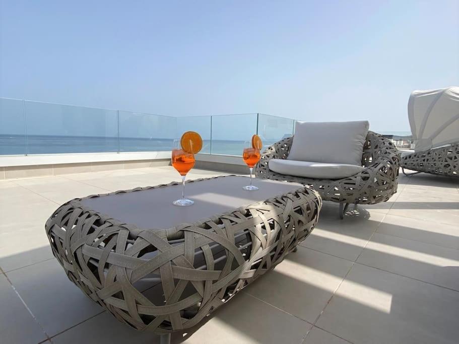 Luxurious Penthouse With Huge Panoramic Terrace Apartment San Roque  Bagian luar foto