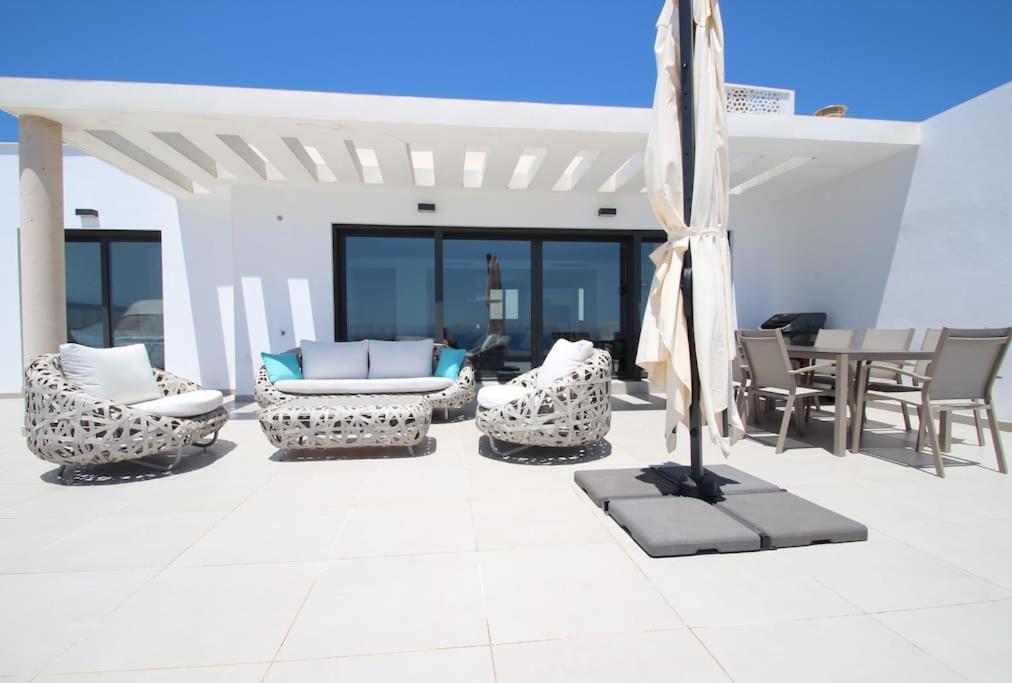 Luxurious Penthouse With Huge Panoramic Terrace Apartment San Roque  Bagian luar foto